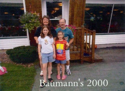 Coleen Hagan Edwards and her family at Baumann's in 2000